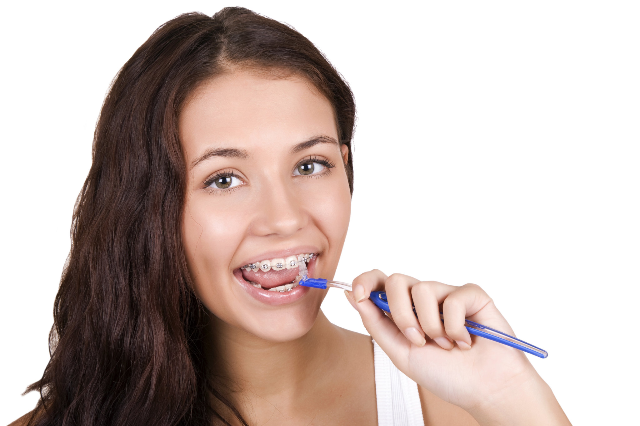 Keeping Your Teeth Clean and White With Braces